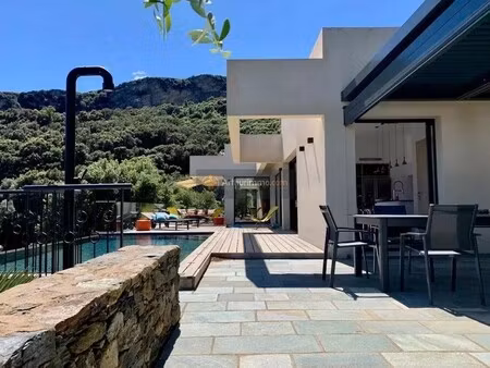 villa de luxe à vendre à erbalunga