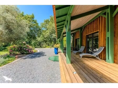 maison de luxe à vendre dans le quartier chante cigale