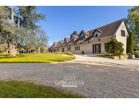 villa de luxe à vendre à mont-saint-éloi