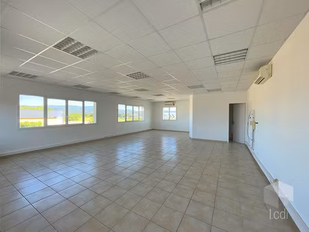 montelimar  bureaux de 80 m2