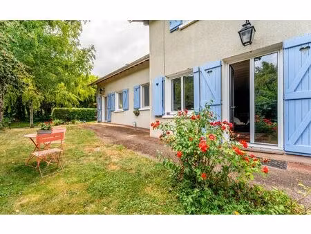 maison brussieu m² t-7 à vendre  299 500 €