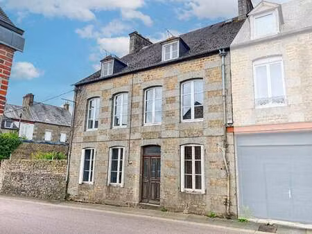 vente maison à tinchebray (61800) : à vendre / 161m² tinchebray