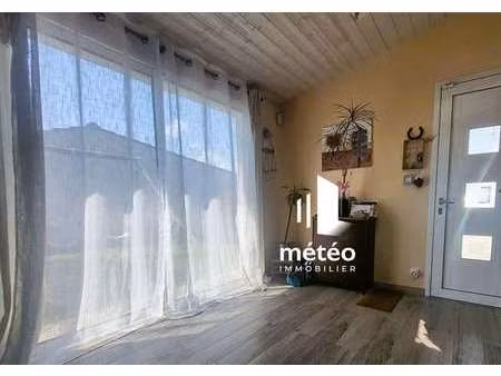 vente maison à sainte-hermine (85210) : à vendre / 140m² sainte-hermine