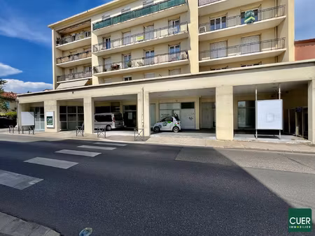 camille vernet - local commercial 290 m2
