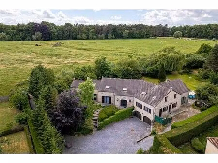 belle villa  2 entrées  grand terrain de fond sud