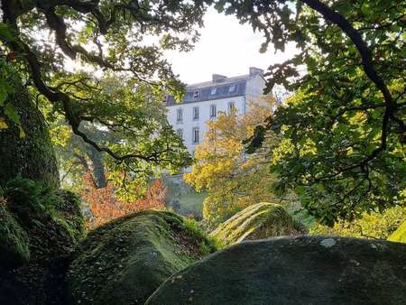 vente immeuble à huelgoat (29690) : à vendre / 747m² huelgoat