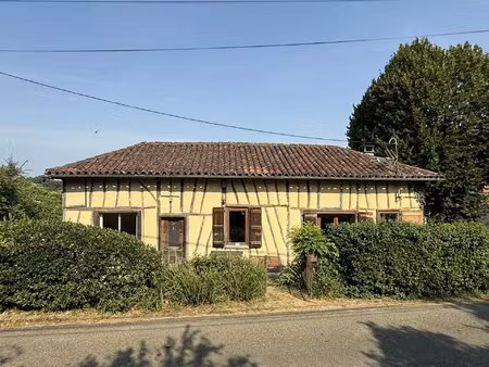 maison t3 de 108m2 habitable avec sous-sol et jardin de 900m2