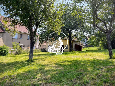 maison de village mitoyenne d'un côté