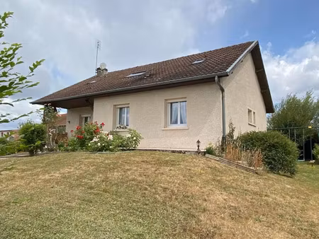 vente maison 6 pièces 134 m² à saint-vallier (71230)  237 000 €