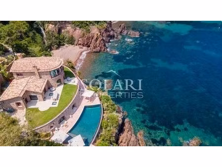 villa de luxe de 9 pièces en location théoule-sur-mer  provence-alpes-côte d'azur