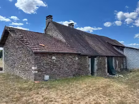 ferme (tte) de 3 pièces principales