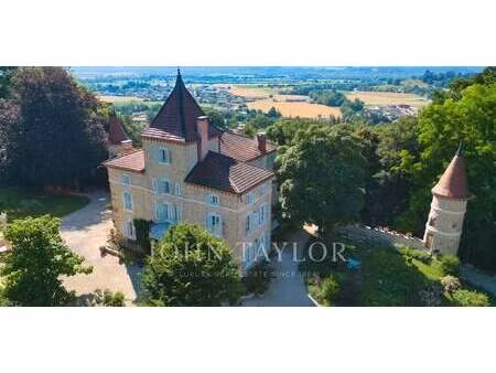 propriété avec piscine lyon 6ᵉ (69)