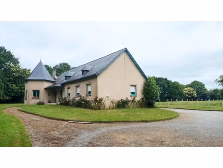 vente villa 10 pièces 236.62 m² à saint-m'hervé (35500)  300 000 €