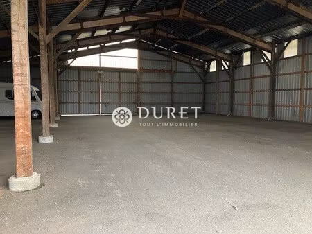 location local commercial 625m² vouvant 85120