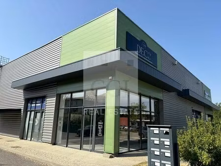location commerce 91 m² à bourgoin-jallieu (38300)