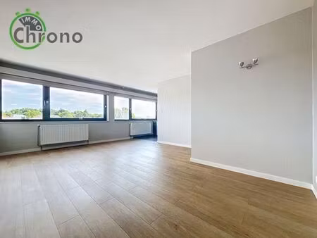 superbe studio entièrement rénové