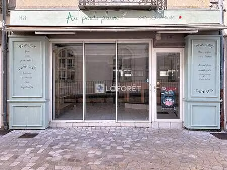 location bureaux et commerces à ancenis (44150) : à louer / 160m² ancenis