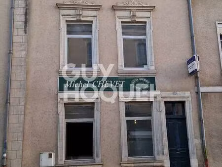 location bureaux et commerces à château-gontier (53200) : à louer / 110m² château-gontier