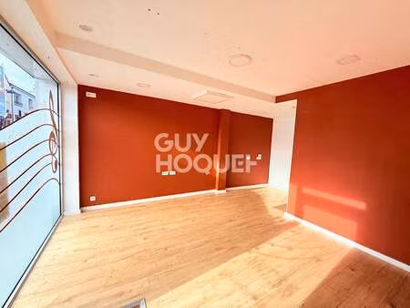 location bureaux et commerces à saint-renan (29290) : à louer / 24m² saint-renan