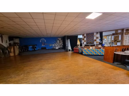 vente local commercial 400 m2 sommieres