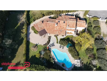 vente maison 6 pièces 239 m² montauroux (83440)