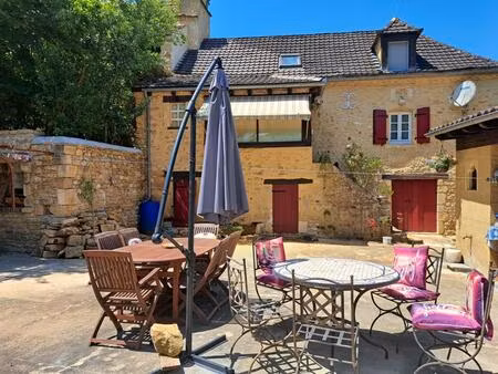 charmante maison en pierre avec piscine