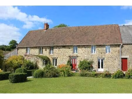 vente maison à bures-les-monts (14350) : à vendre / 199m² bures-les-monts