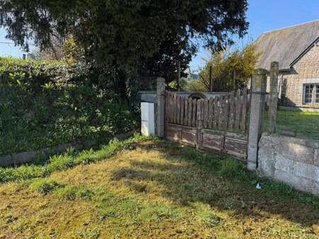 vente terrain à sainte-cécile (50800) : à vendre / 528m² sainte-cécile