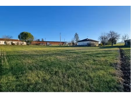 vente terrain 1200 m² à genac (16170)  19 500 €