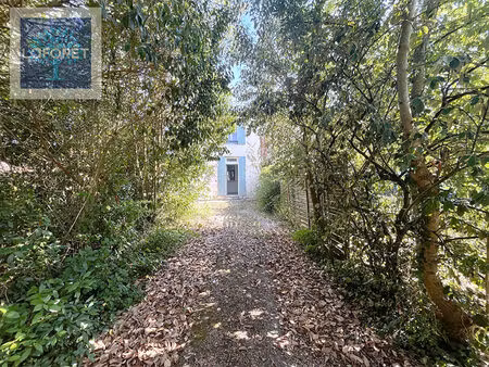 charmante maison de trois chambres avec dépendance à 5 minutes de blaye