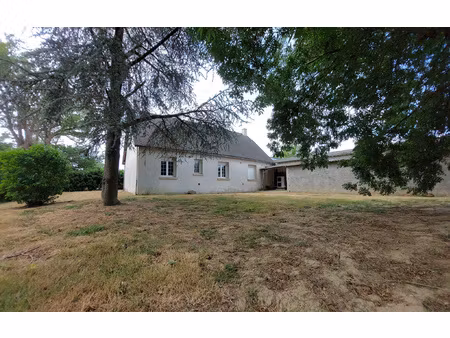 maison 8 pièces 161m2 saint julien de vouvantes