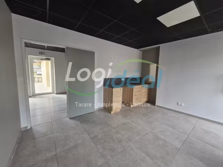 local professionnel à usage de bureaux