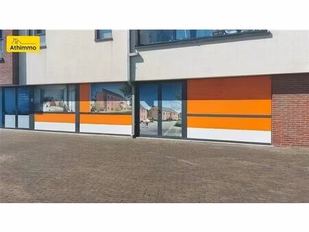 rez-de-chaussée commercial + jardin et parking - prix hors f