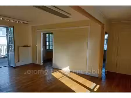 location locaux professionnels 0 pièces 47 m² à egletons (19300)  670 €
