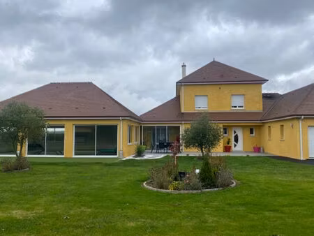 grande maison contemporaine