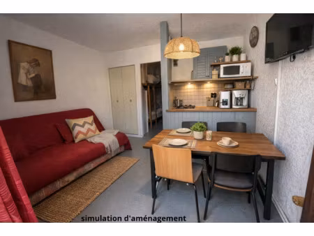 les angles : studio 21m2 + balcon