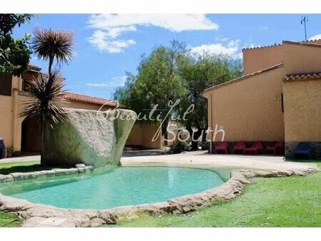 mas  3 gites  salles de reception  sur terrain avec piscine bompas