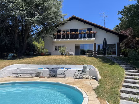 maison à vendre  vétraz-monthoux  237 m2 + terrain de 1764 m