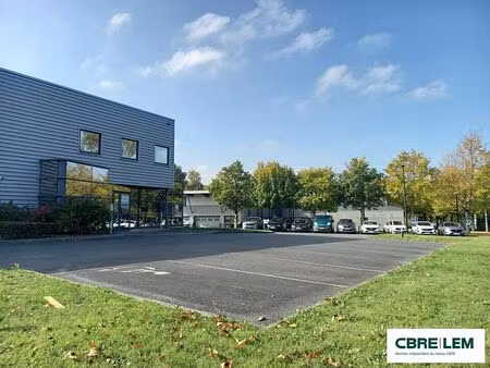 location local d'activités hérouville-saint-clair 646 m²