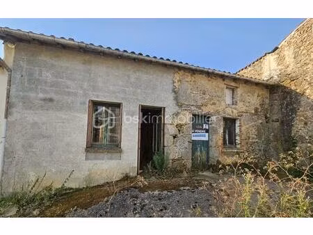 grange de 58 m² à l'absie