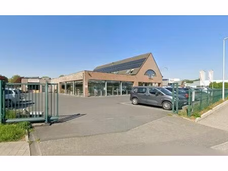 *** compromis in opmaak *** - opbrengsteigendom te koop – commerciële toplocatie in erpe-m