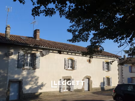 maison 8 pièce(s)  esse