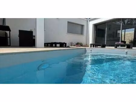 maison avec piscine et jardin la rochelle (17)