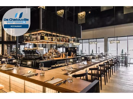 vente local commercial 140m2 meyzieu 69330 - 99000 € - surface privée