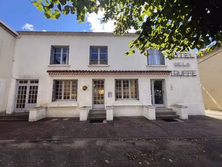 maison sorges et ligueux en perigord 12 pièce(s) 377 m2