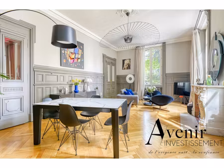 sompteux appartement 131m² 3 chambres lyon 3ème préfecture quai du rhône