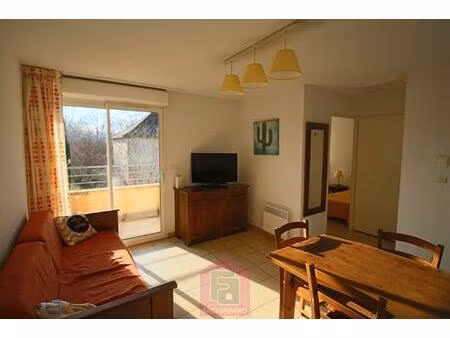 bel appartement dans résidence de vacances