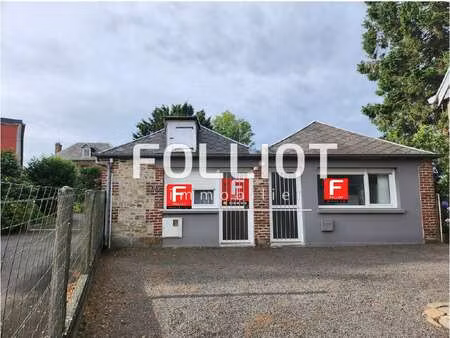 location bureaux et commerces à vire-normandie (14500) : à louer / 67m² vire-normandie