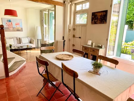 vente maison 8 pièces 136.37 m² à issy-les-moulineaux (92130)  1 095 000 €