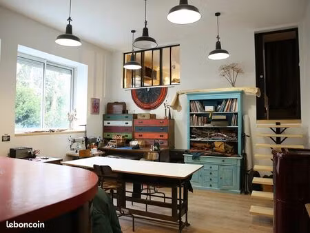 local professionnel 87 m² pour artisan ou profession libérale